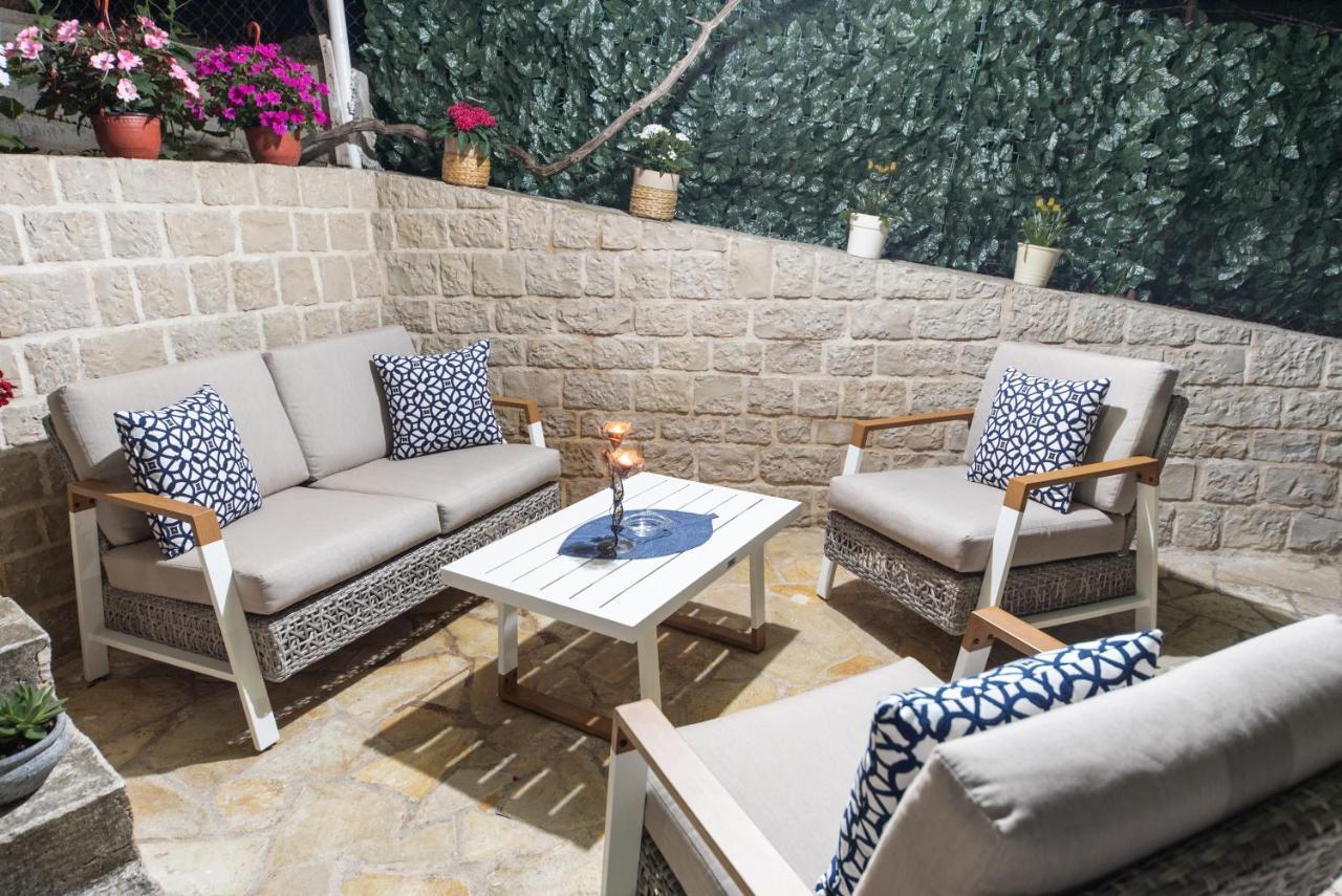 אולסינץ' Apartments Villa Egzon מראה חיצוני תמונה
