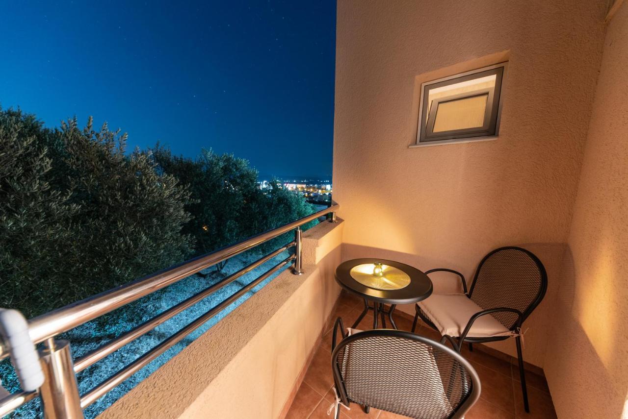אולסינץ' Apartments Villa Egzon מראה חיצוני תמונה