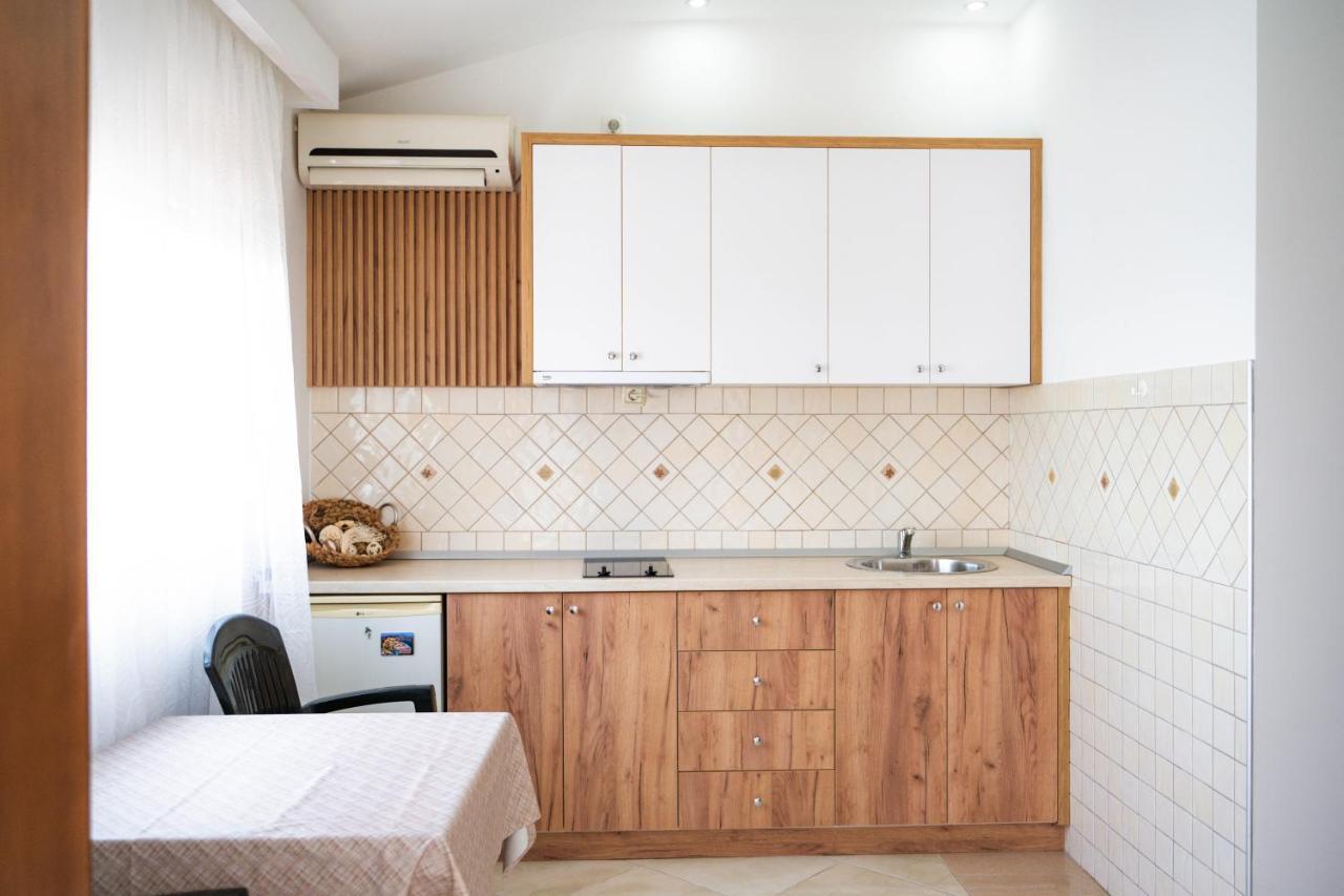 אולסינץ' Apartments Villa Egzon מראה חיצוני תמונה