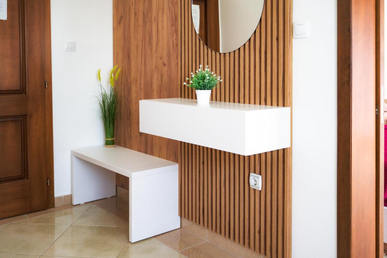 אולסינץ' Apartments Villa Egzon מראה חיצוני תמונה