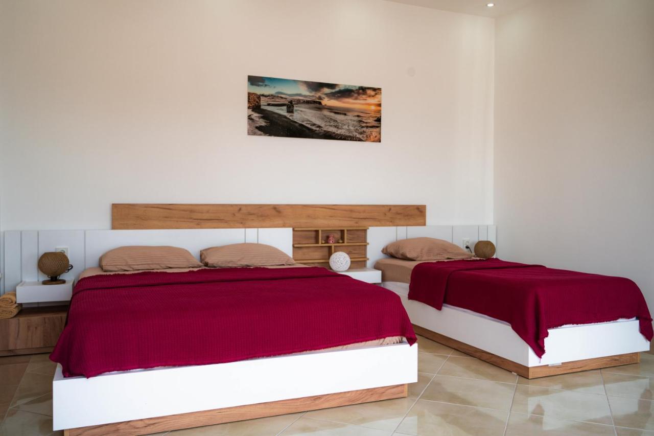 אולסינץ' Apartments Villa Egzon מראה חיצוני תמונה