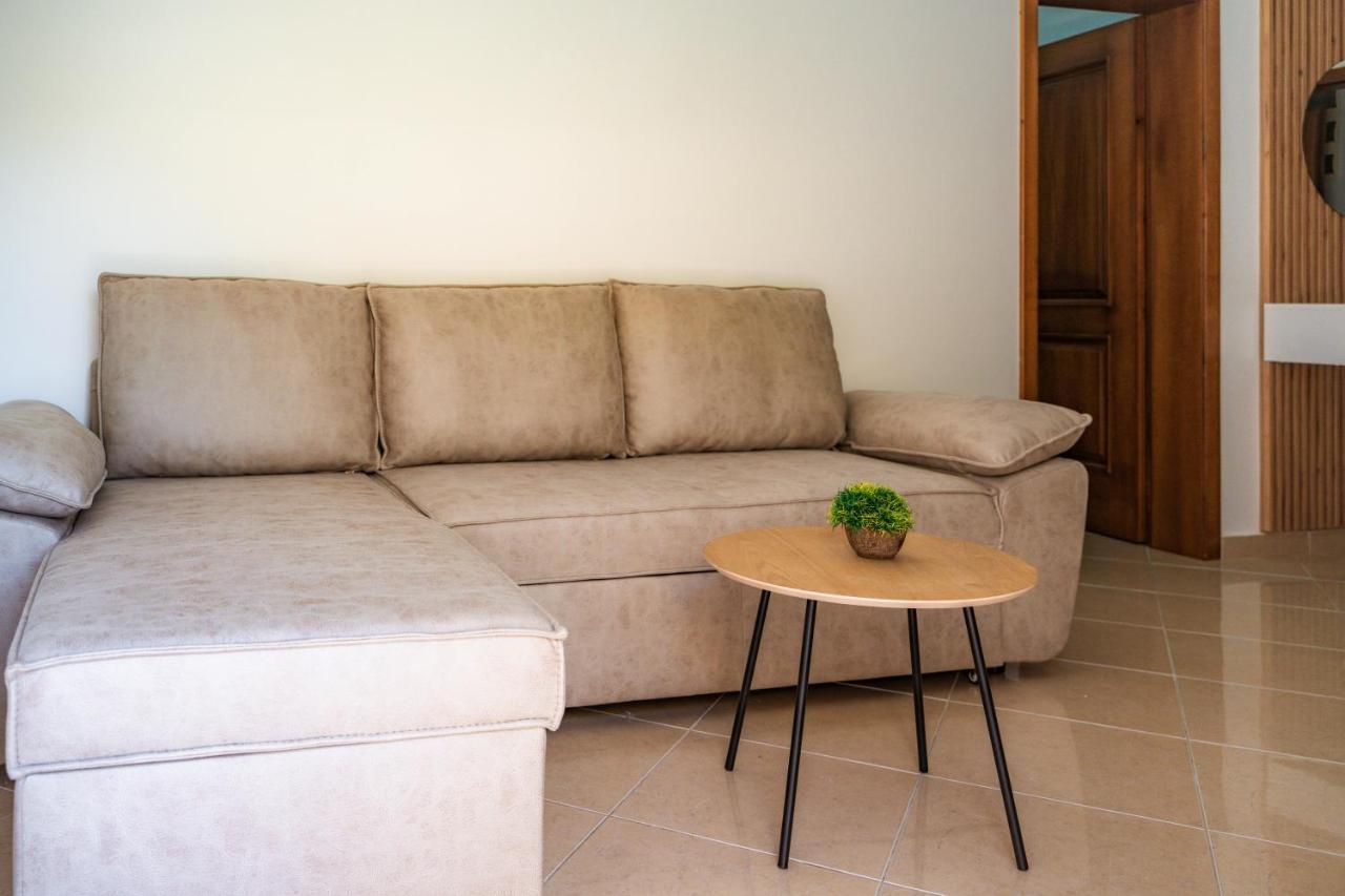אולסינץ' Apartments Villa Egzon מראה חיצוני תמונה